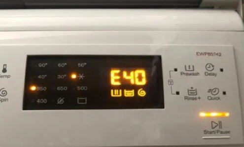 Dấu hiệu nhận biết lỗi E40 máy giặt Electrolux