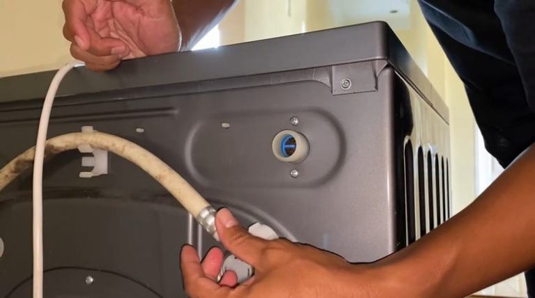 Lỗi U14 máy giặt Panasonic do hỏng van cấp nước