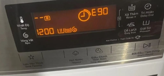 Nguyên nhân máy giặt Electrolux báo lỗi E90