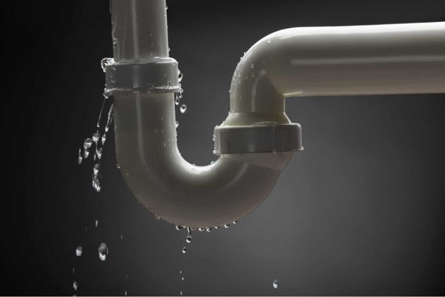 Kiểm tra van cấp nước và lưới lọc