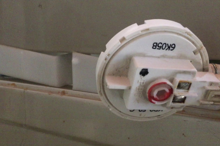 Nguyên nhân khiến máy giặt Samsung báo lỗi IE hình 1