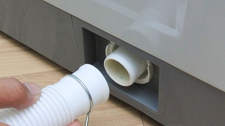 Do ống xả nước