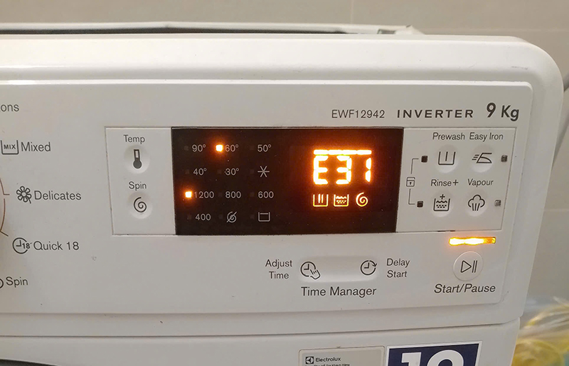 Cách sửa lỗi máy giặt Electrolux 3